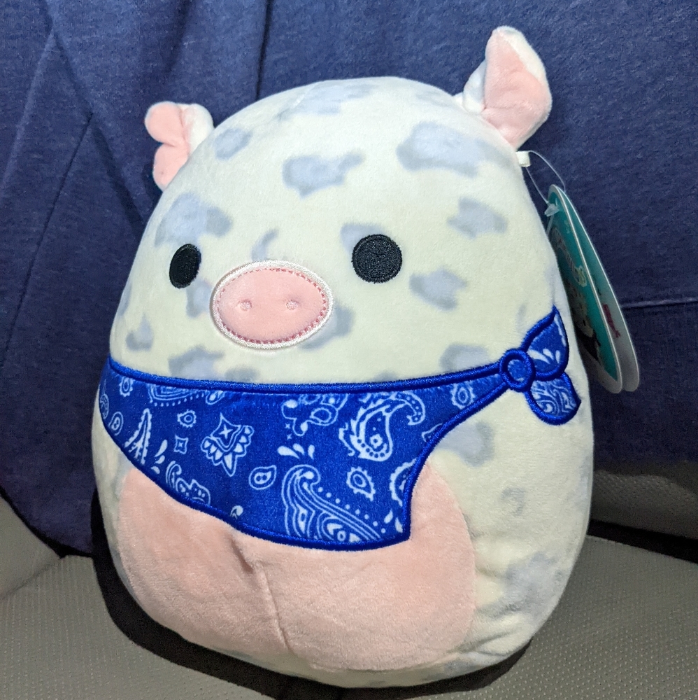 Rosie the Pig 8in squishmallow